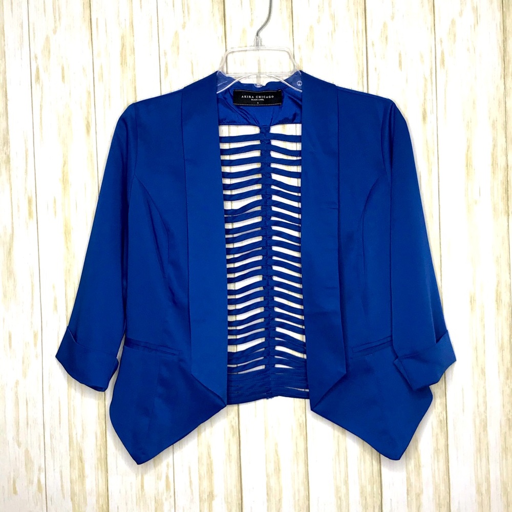 Chicago Cage/Slotted Back Tux Cropped Jacket